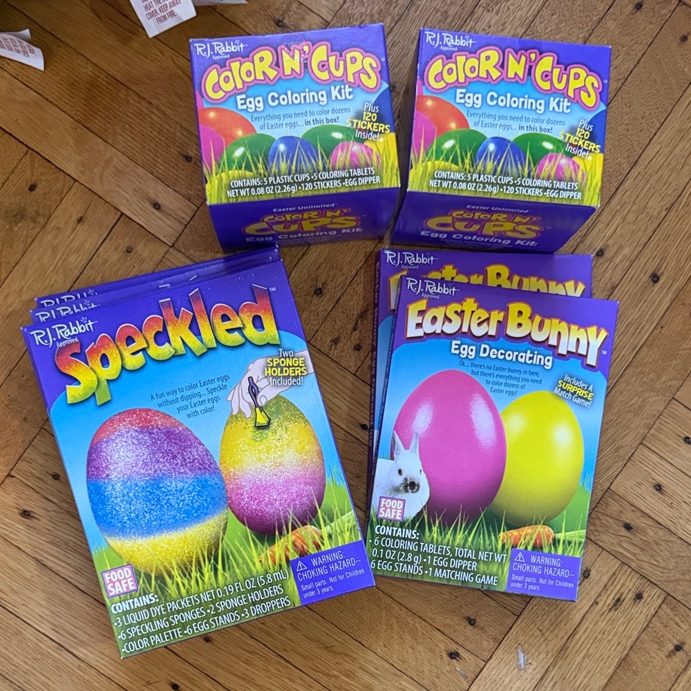 Easter Egg Decorating Kit - Speckled and Color N' Cups